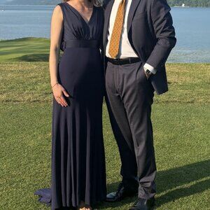 Vera Wang Sleeveless Deep V Shawl Back Navy Gown